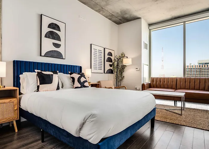 Apartamento Boulevard Highrise Stu Sky Pool Parking Gym 28