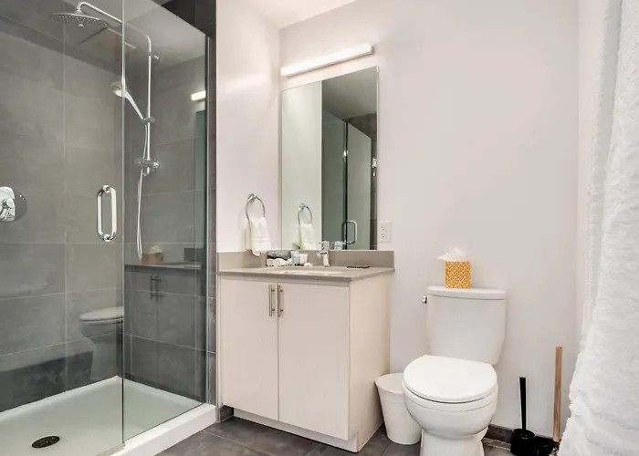 Apartamento Boulevard Highrise Stu Sky Pool Parking Gym 28 *